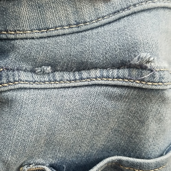 Sold - Picture 6 of 6